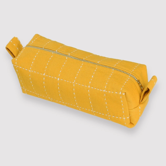 Small Grid Stitch Toiletry Bag