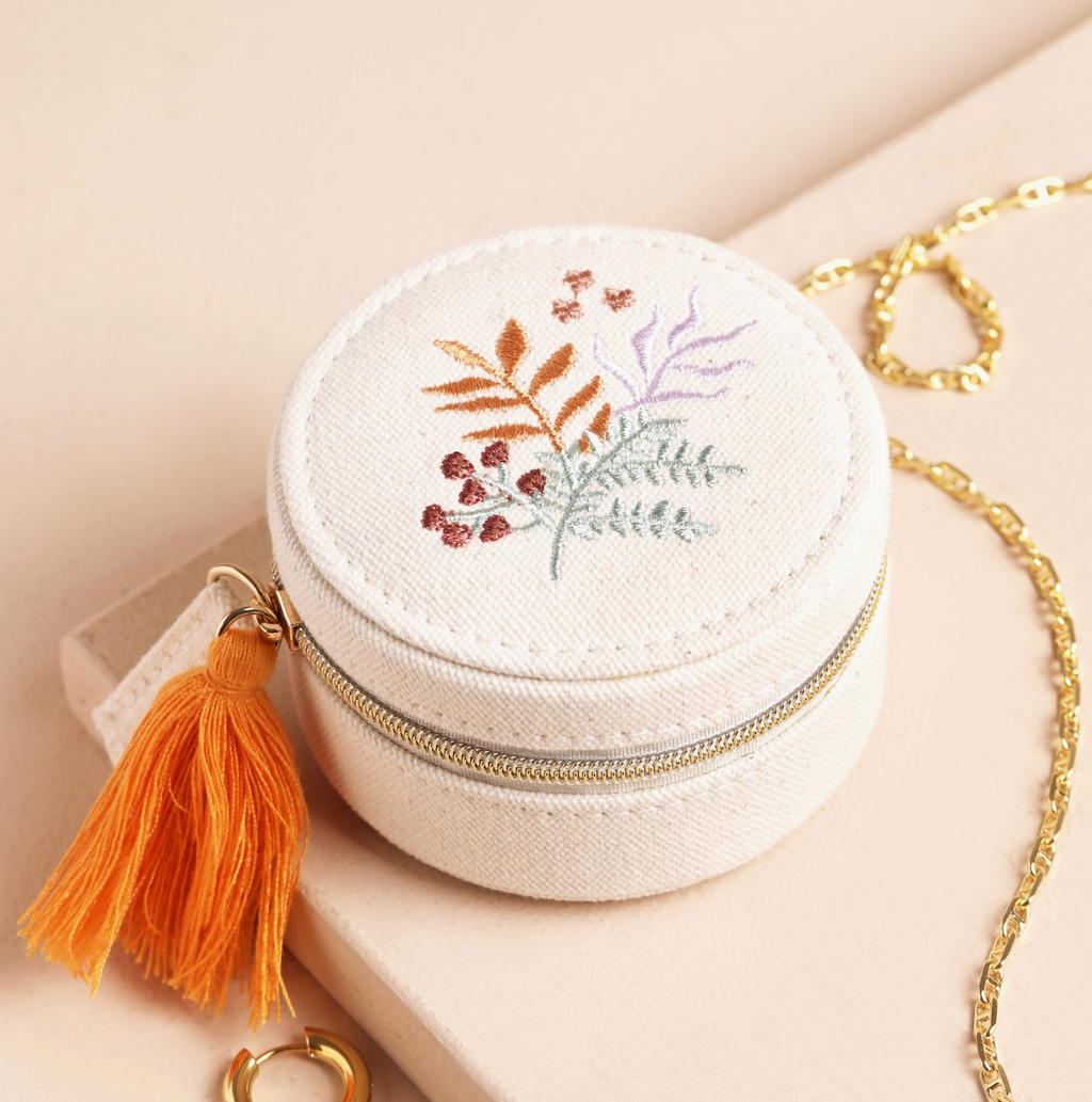 Embroidered Leaves Jewelry Case