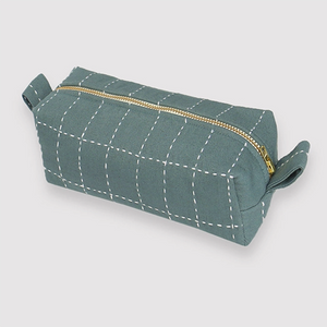 Small Grid Stitch Toiletry Bag